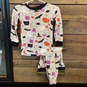 Little sleepies two piece set. Halloween print size 18-24 months